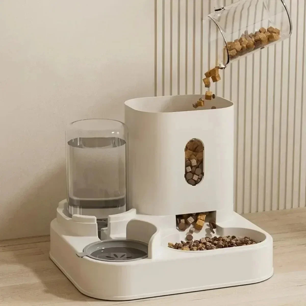 Automatic Pet Feeder And Water Fountain For Cats And Dogs