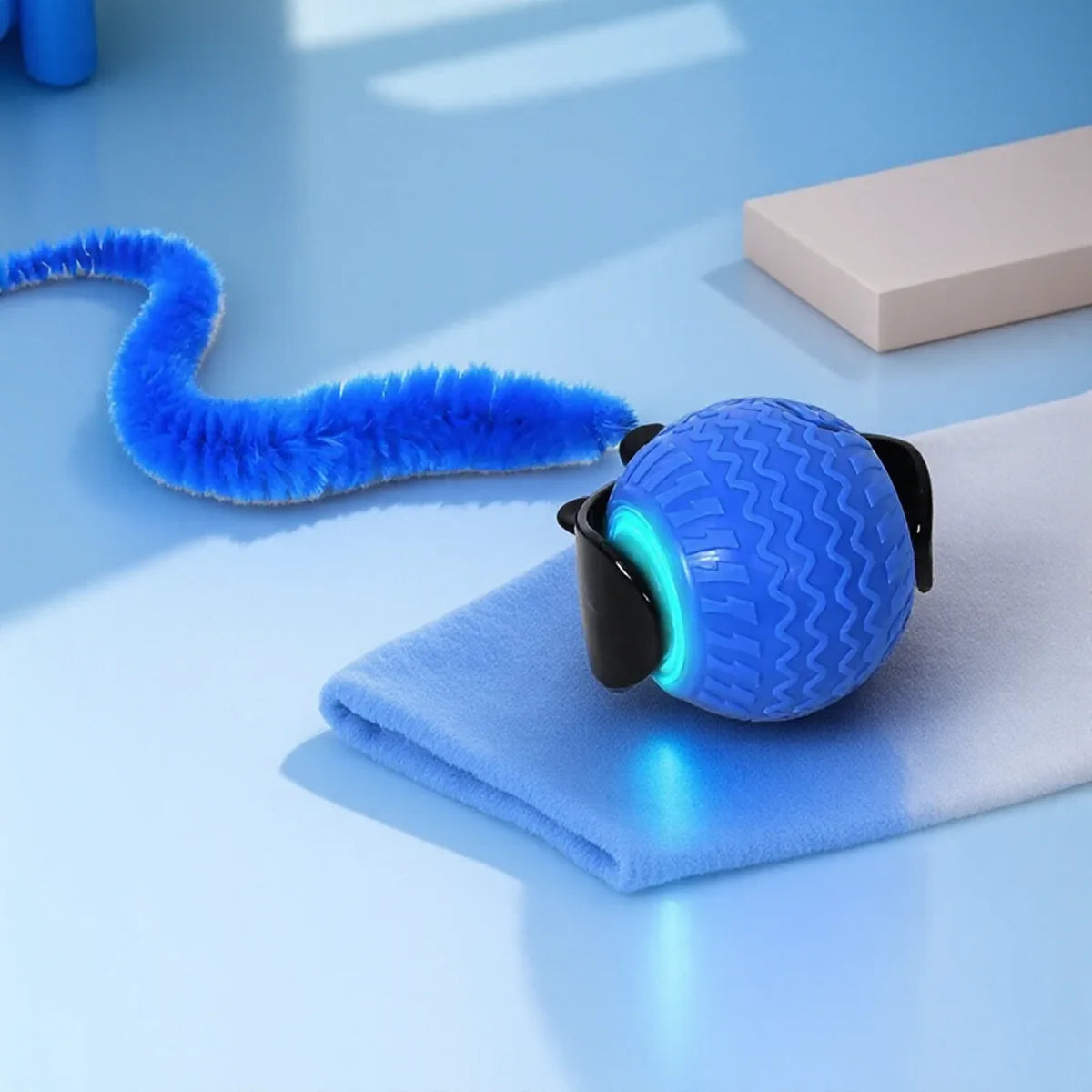 Automatic Rotating Obstacle Avoidance LED Cat Toy Ball